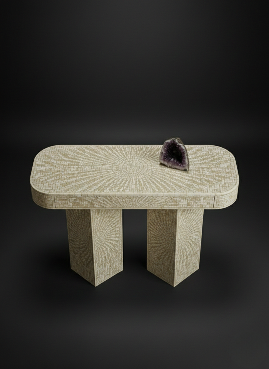 Solstice Monolith Console