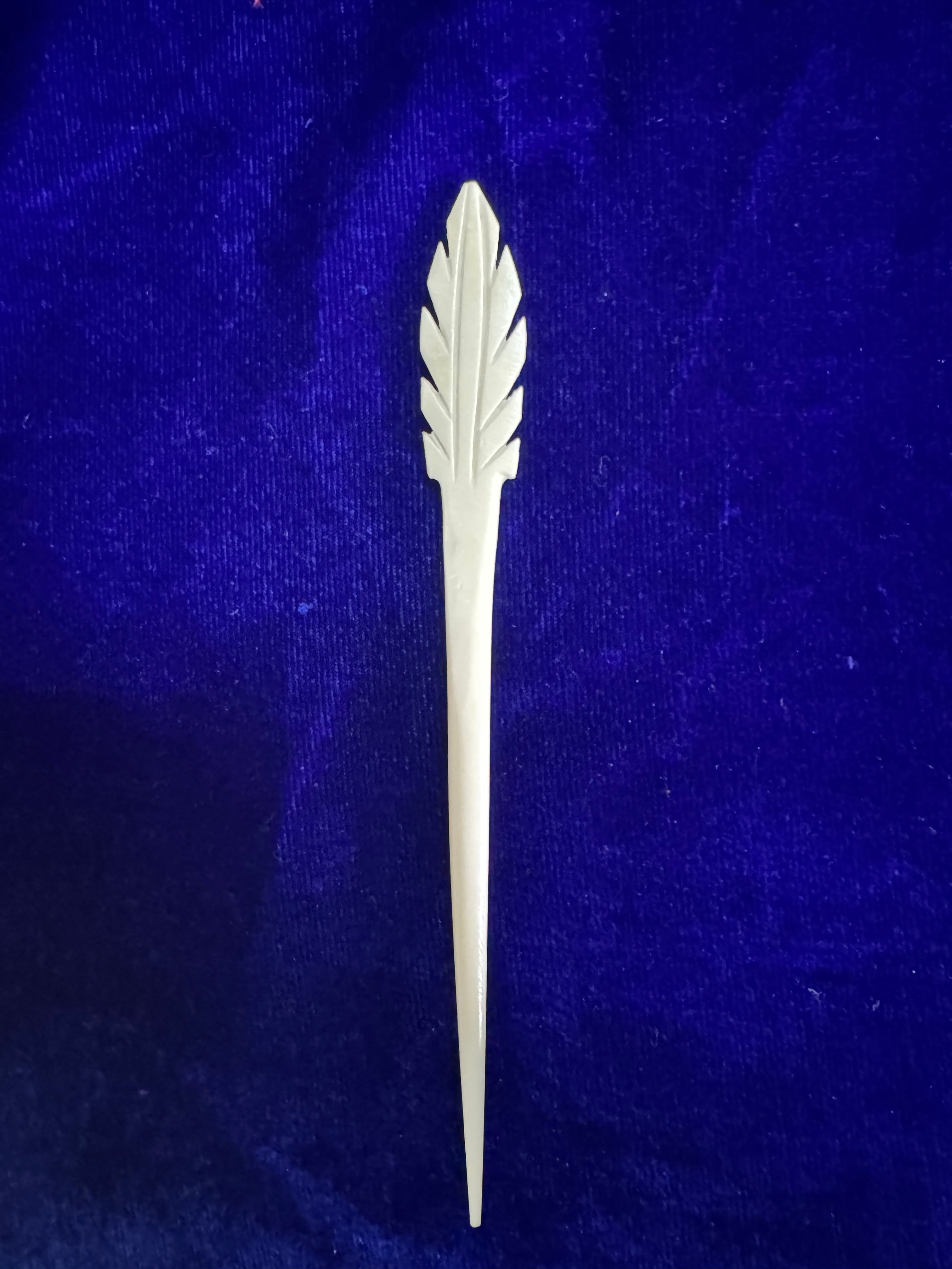 The Leave Hair Pin Stick Bone