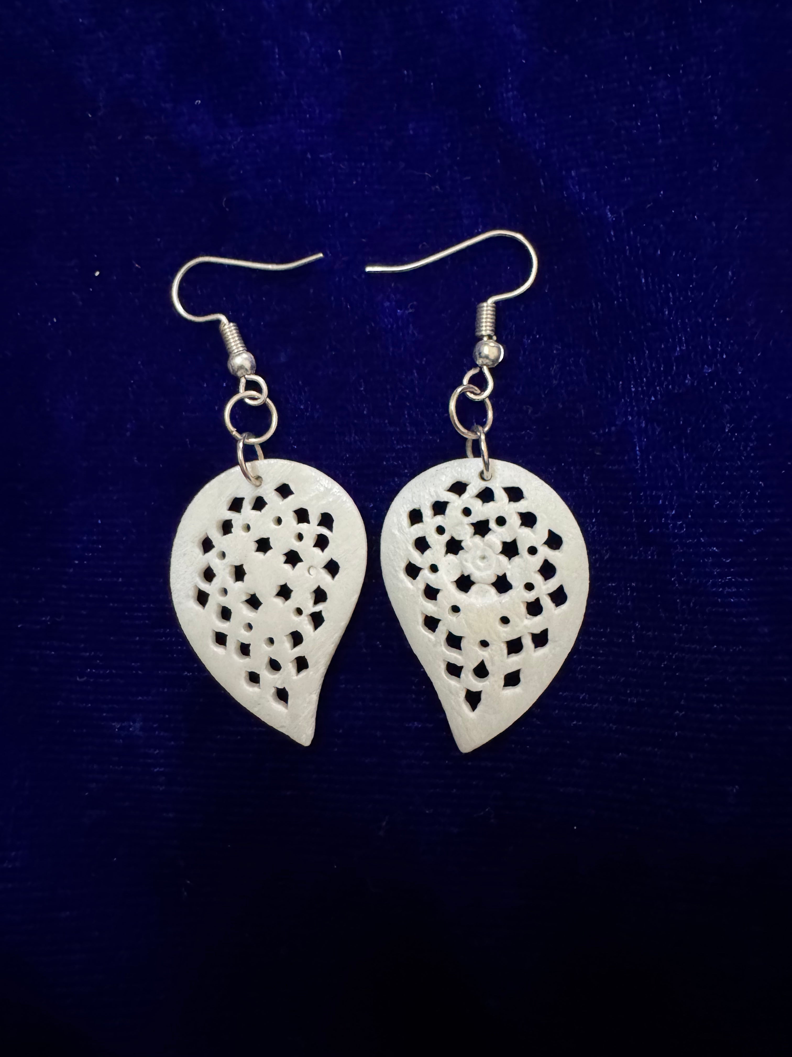 Laceleaf Bone Earrings