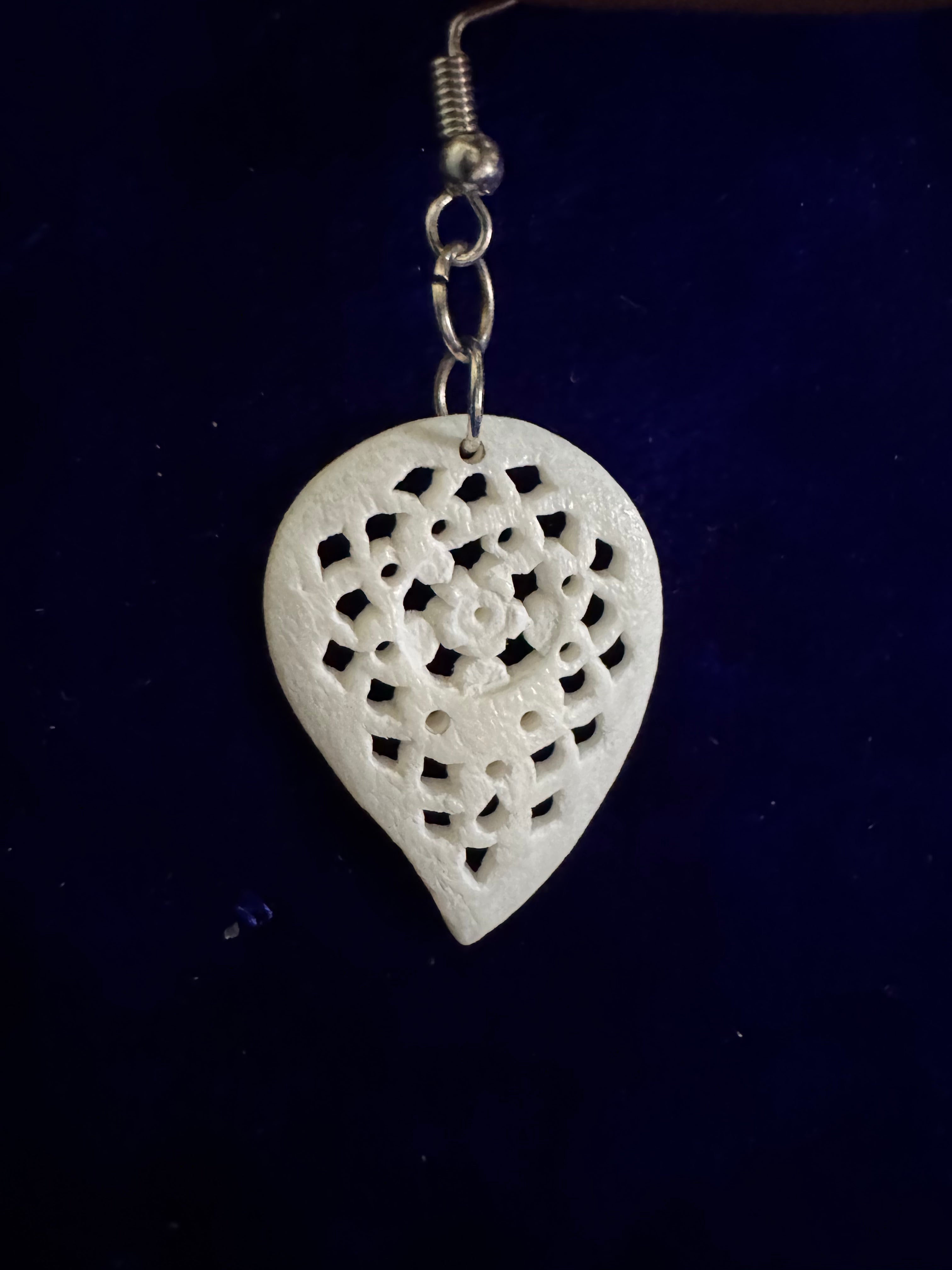 Laceleaf Bone Earrings