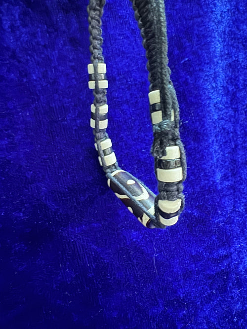 Dravion Totem Band Bone