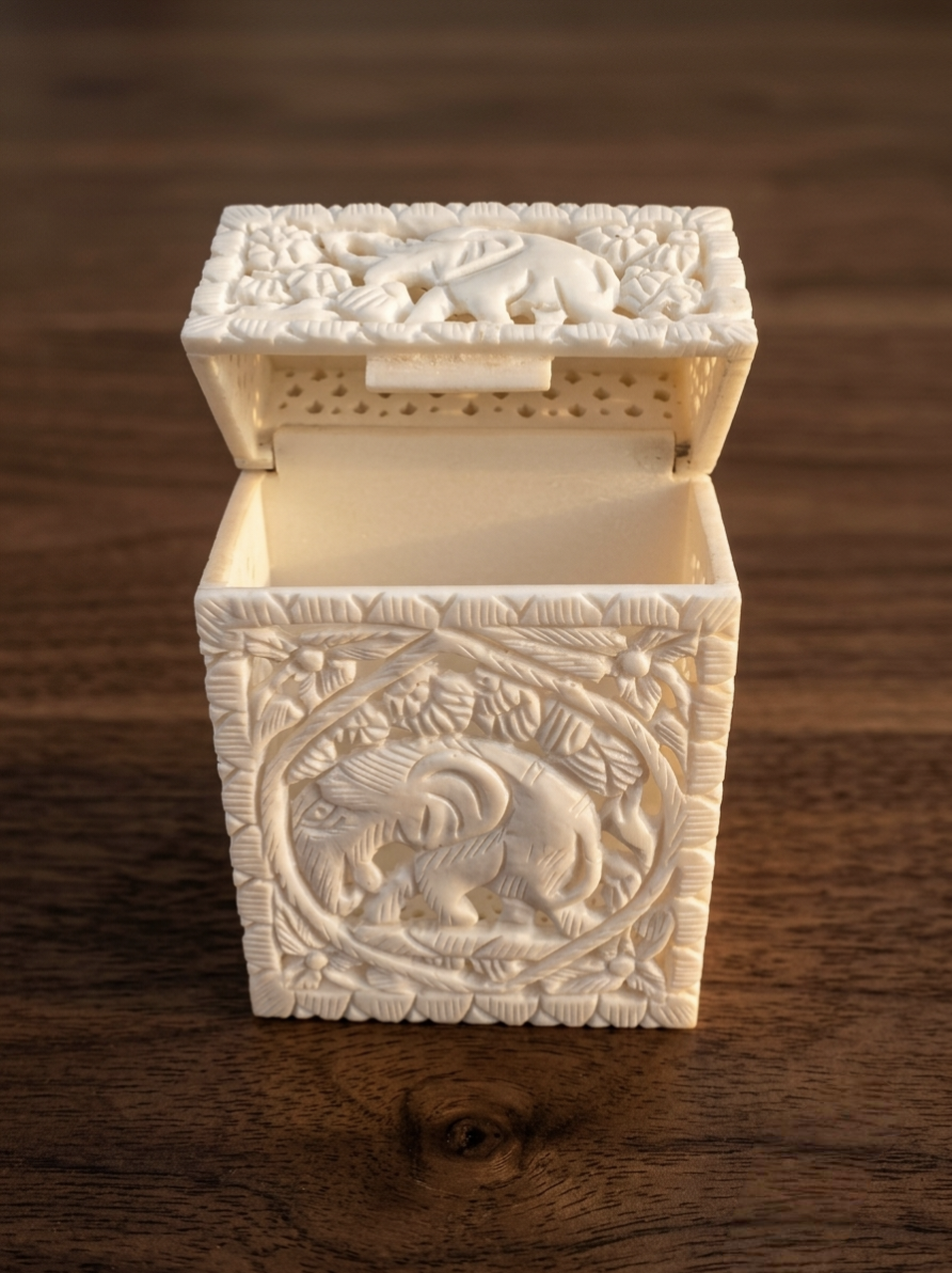 Royal Tusker Bone Card Box & cigarette